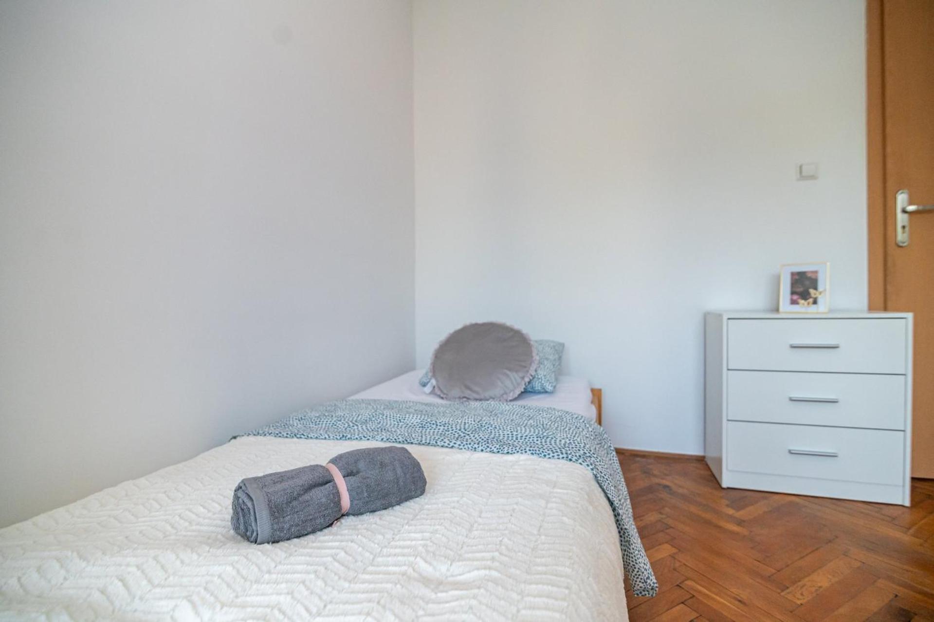 Regem Pokoje Nowogrodzka Warsawa Bagian luar foto